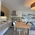 Lägenhet L'orangeraie - Garage, Balcon, Velos, Proche Lac, Vue Montagne