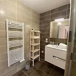 Lägenhet L'orangeraie - Garage, Balcon, Velos, Proche Lac, Vue Montagne *