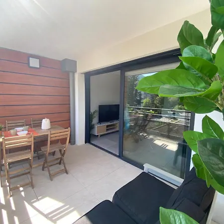 Apartament L'orangeraie - Garage, Balcon, Velos, Proche Lac, Vue Montagne *