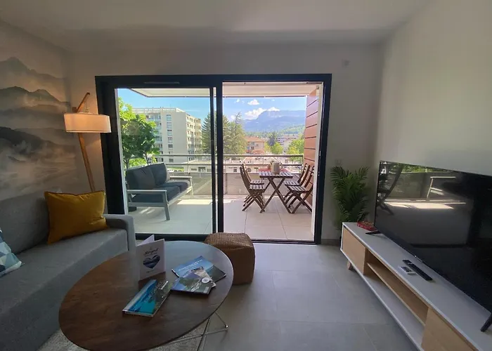 Apartament L'orangeraie - Garage, Balcon, Velos, Proche Lac, Vue Montagne